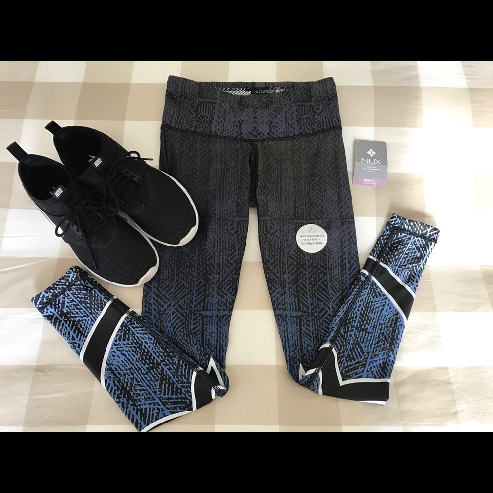 🌟SALE🌟 NWT *Reversible* NUX "Bristol" Leggings
