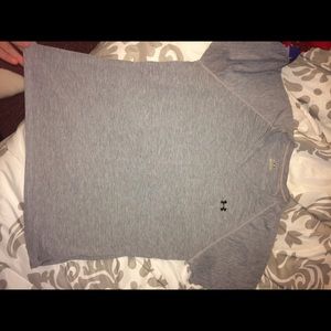 Women's under armour v neck