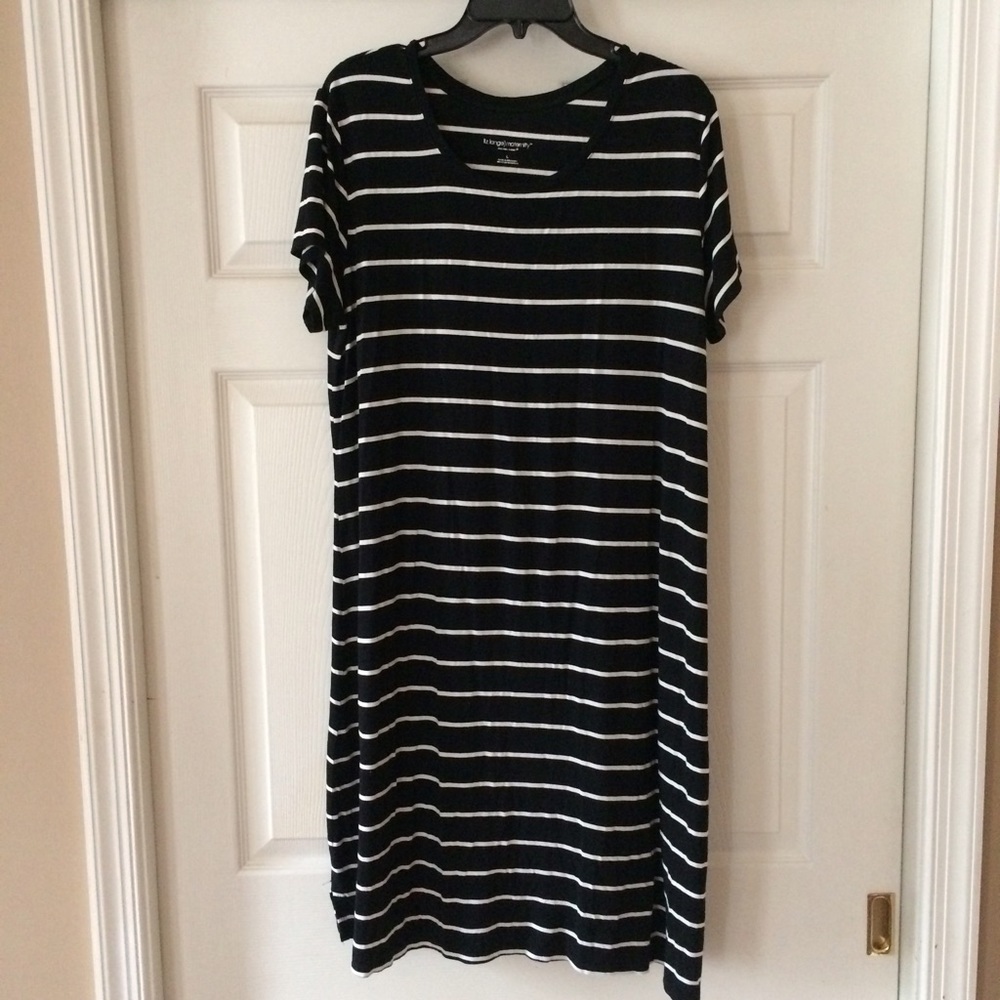 Liz Lange Maternity T-shirt Dress