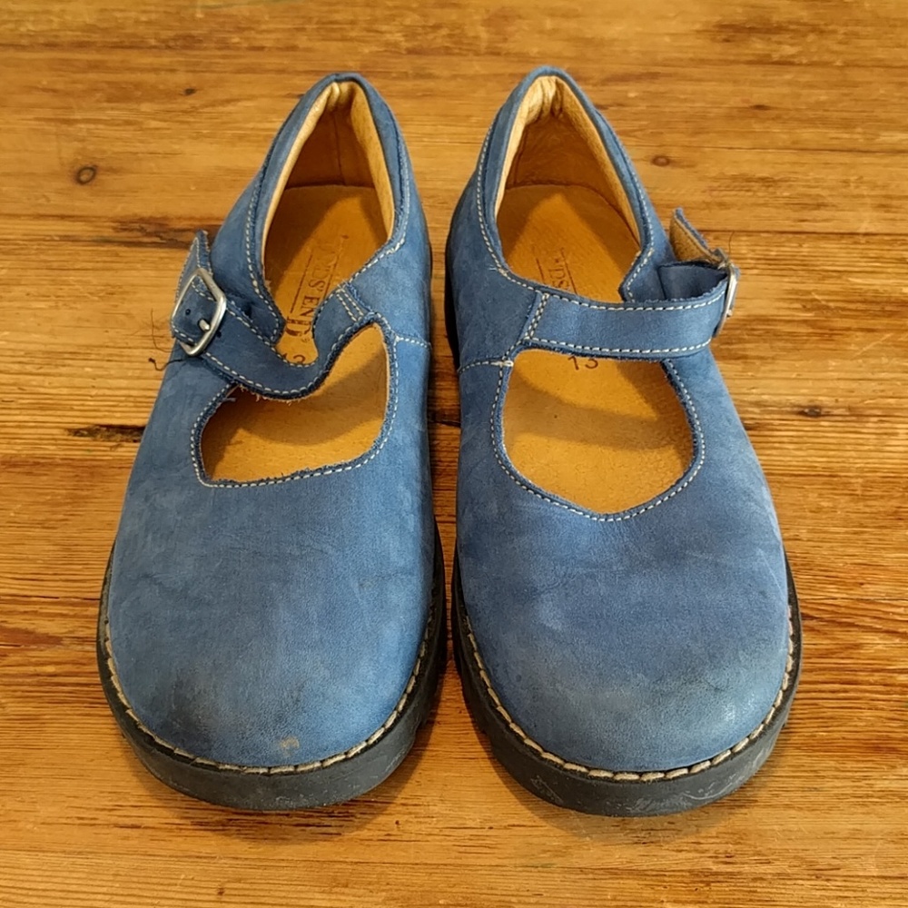 Girls Mary Janes **13**