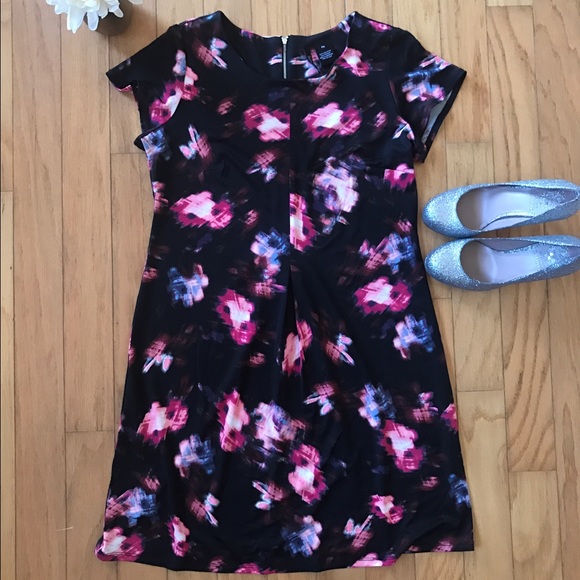new directions Dresses & Skirts - New Direction Short Sleeve Dress size MP