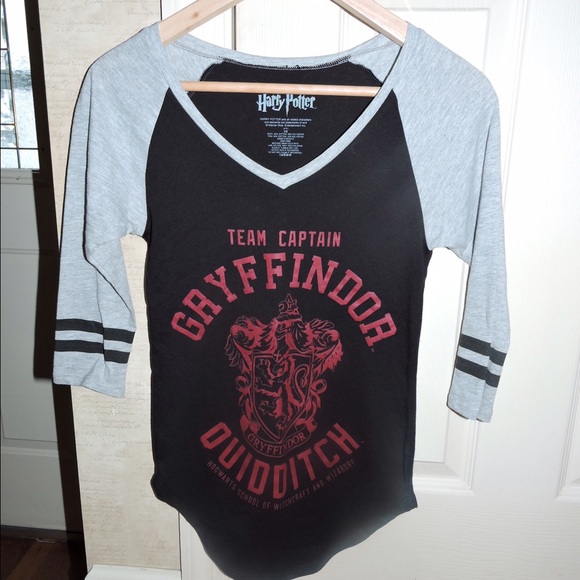 3/4 sleeves with Harry Potter Gryffindor  design - Picture 1 of 2