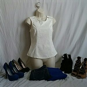 Sans souci elegant going out top with cut out back