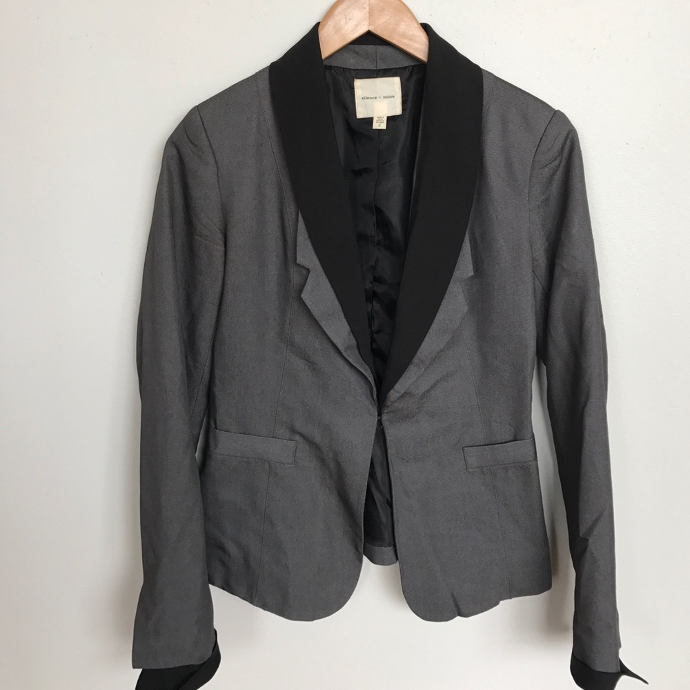 Silence+Noise Grey Blazer With Black Lapel