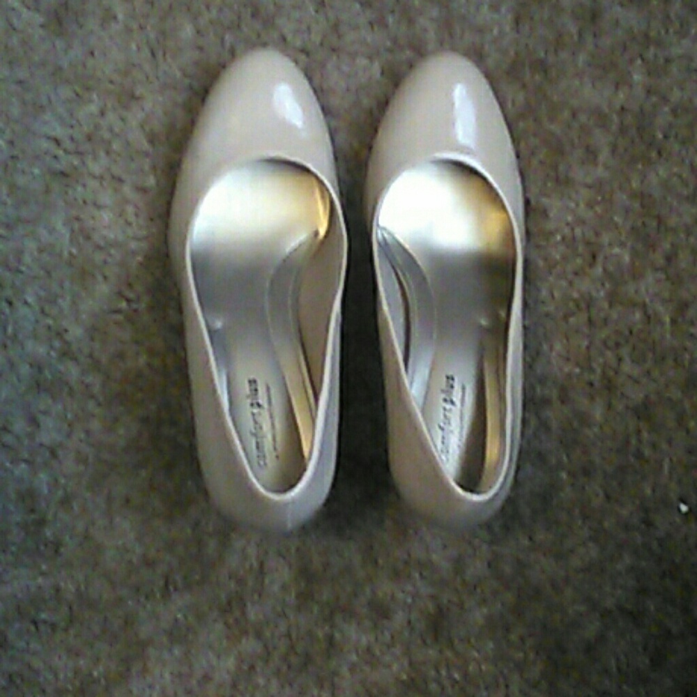 Nude heels