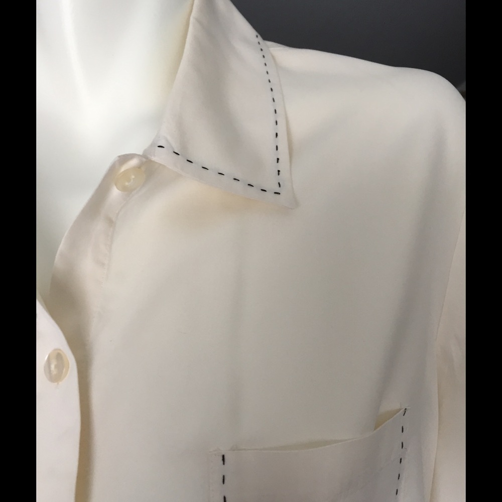 Beautiful 100% silk three-quarter sleeve blouse