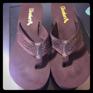 Cali Sketcher Wedge Flip Flops