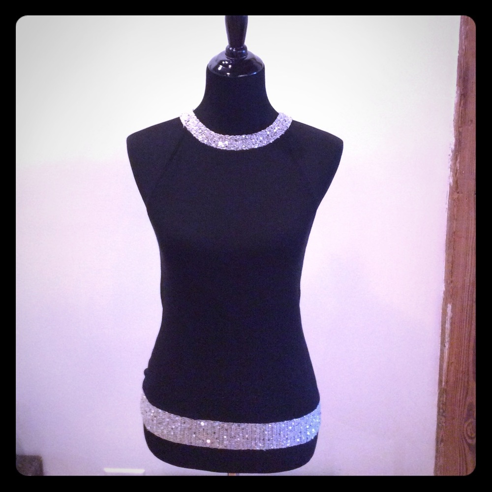 IISLI New York Black High Neck Sequin Trim Tank