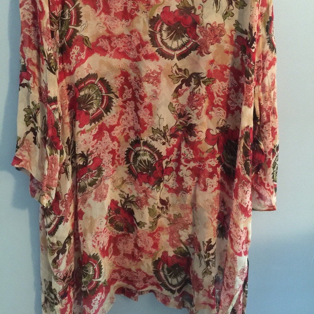 Sheer top - Picture 2 of 5