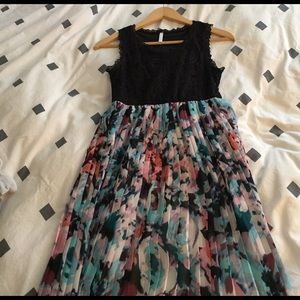 Pinkblush maternity floral maxi dress