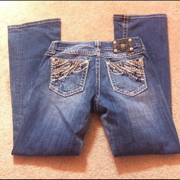 Jeans - Picture 2 of 3