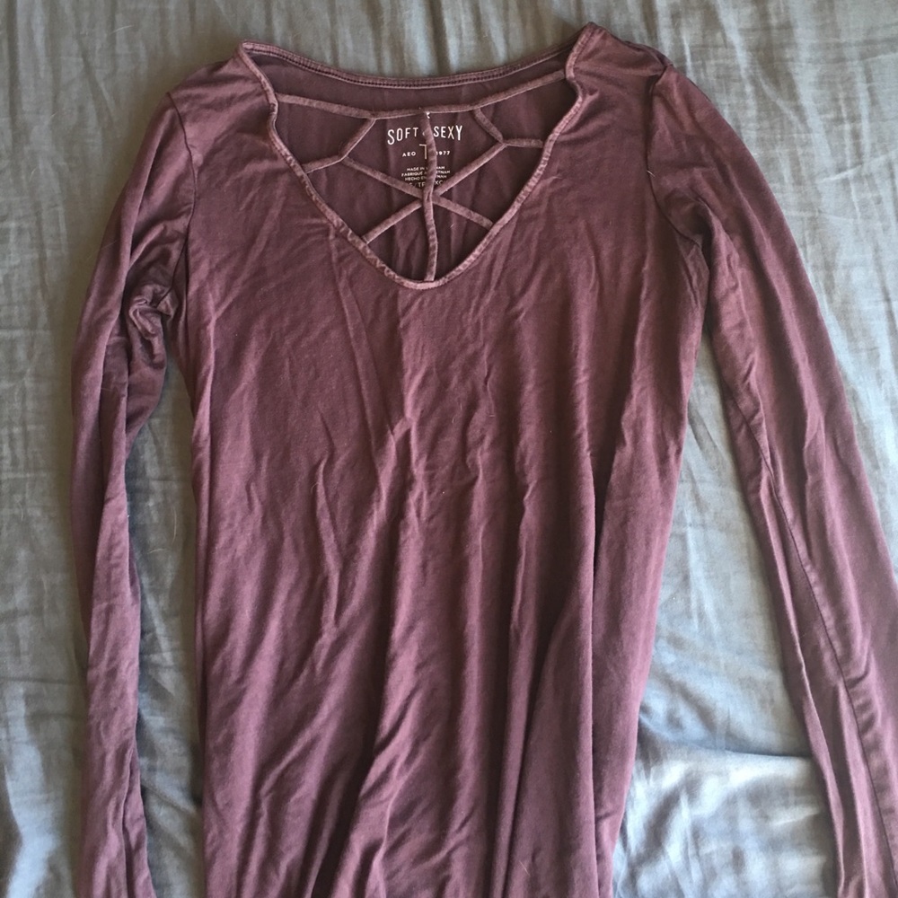 American Eagle Soft & Sexy Long Sleeve Tee