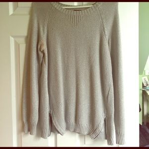 Sweater with zippers