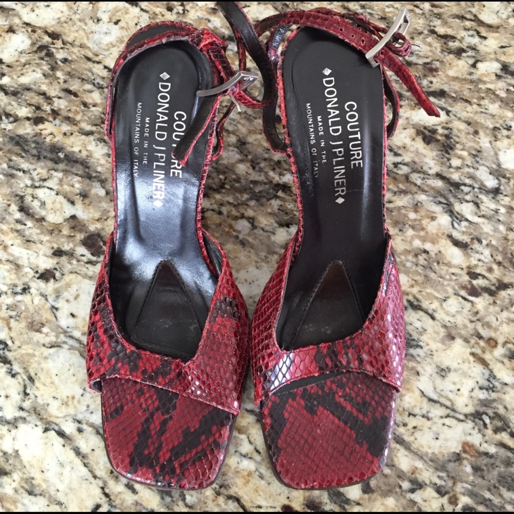 Donald J Pliner Couture High Heel