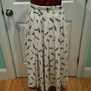 VINTAGE PAPAGALLO CREAM PRINT SKIRT NOS