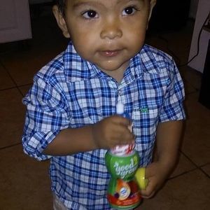 Meet your Posher, Eli