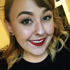 Meet your Posher, Courtnay