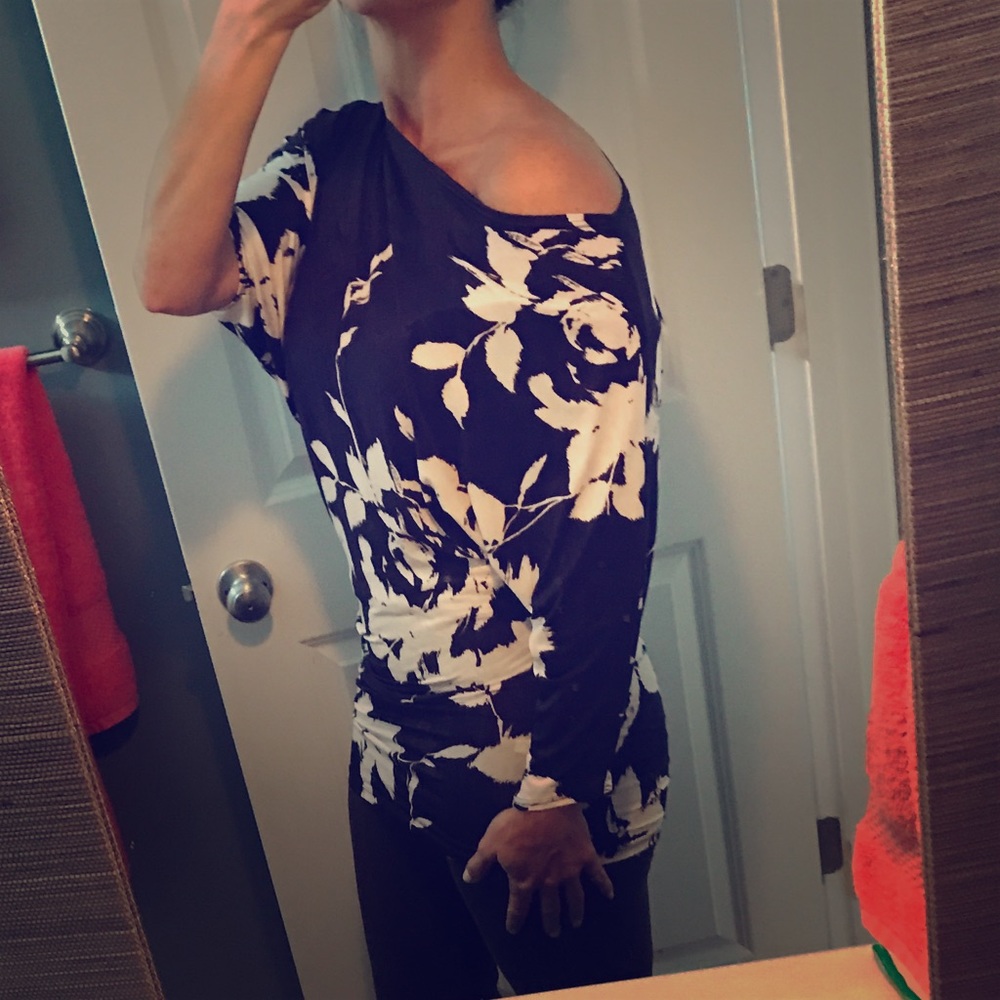 Off the shoulder - sassy top!
