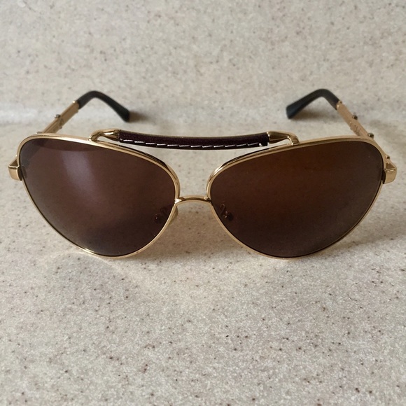 🔸Cole Haan Aviator Sunglasses🔸 - Picture 4 of 8