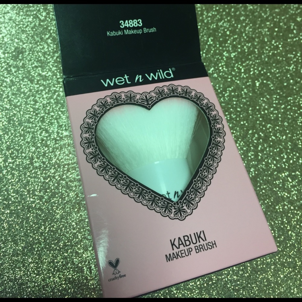 BNIB Wet N Wild Limited Edition