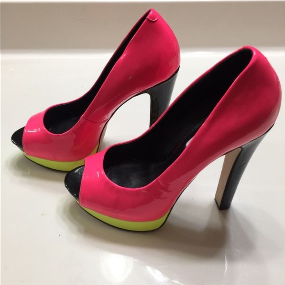Steve Madden heels💚