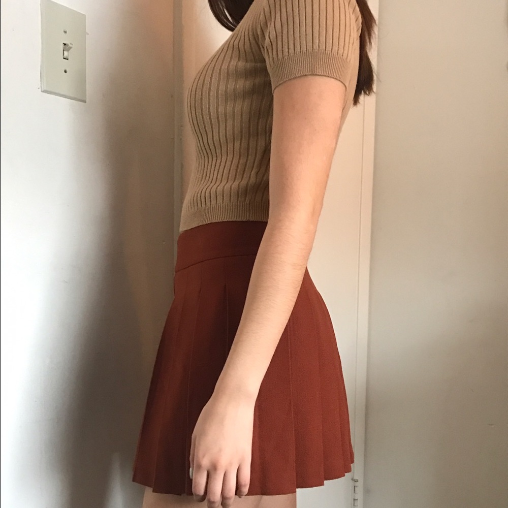 3 crop top forever 21 shirts, one forever 21 skirt