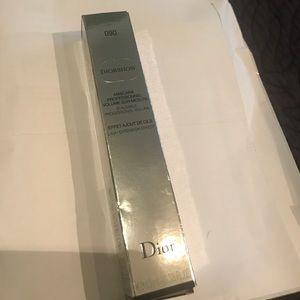 Diorshow mascara in Pro black