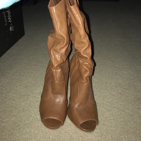 Peep Toe High Heel boots - Picture 2 of 4