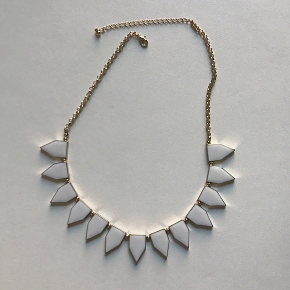 Francesca's Collections Jewelry - Francesca's Ivory and Gold Pyramid Necklace