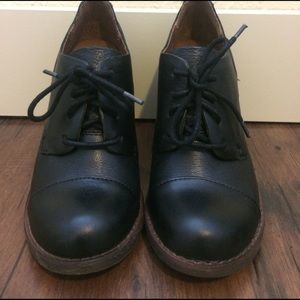 Korks by Kork-Ease black wedge oxfords