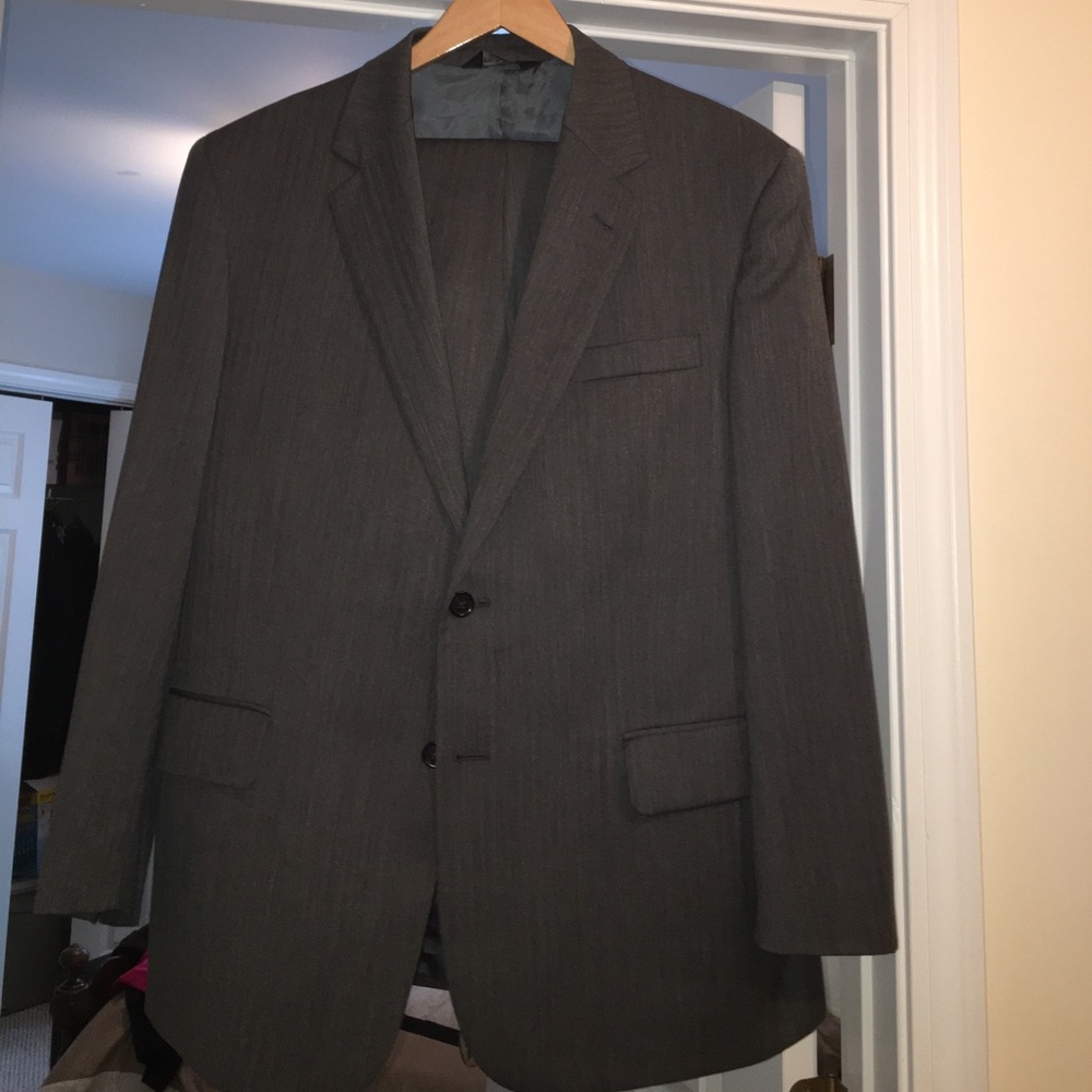 Men's JOS. A. Bank suit