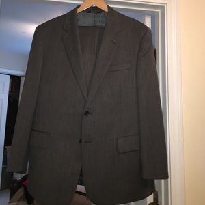 Men's JOS. A. Bank suit