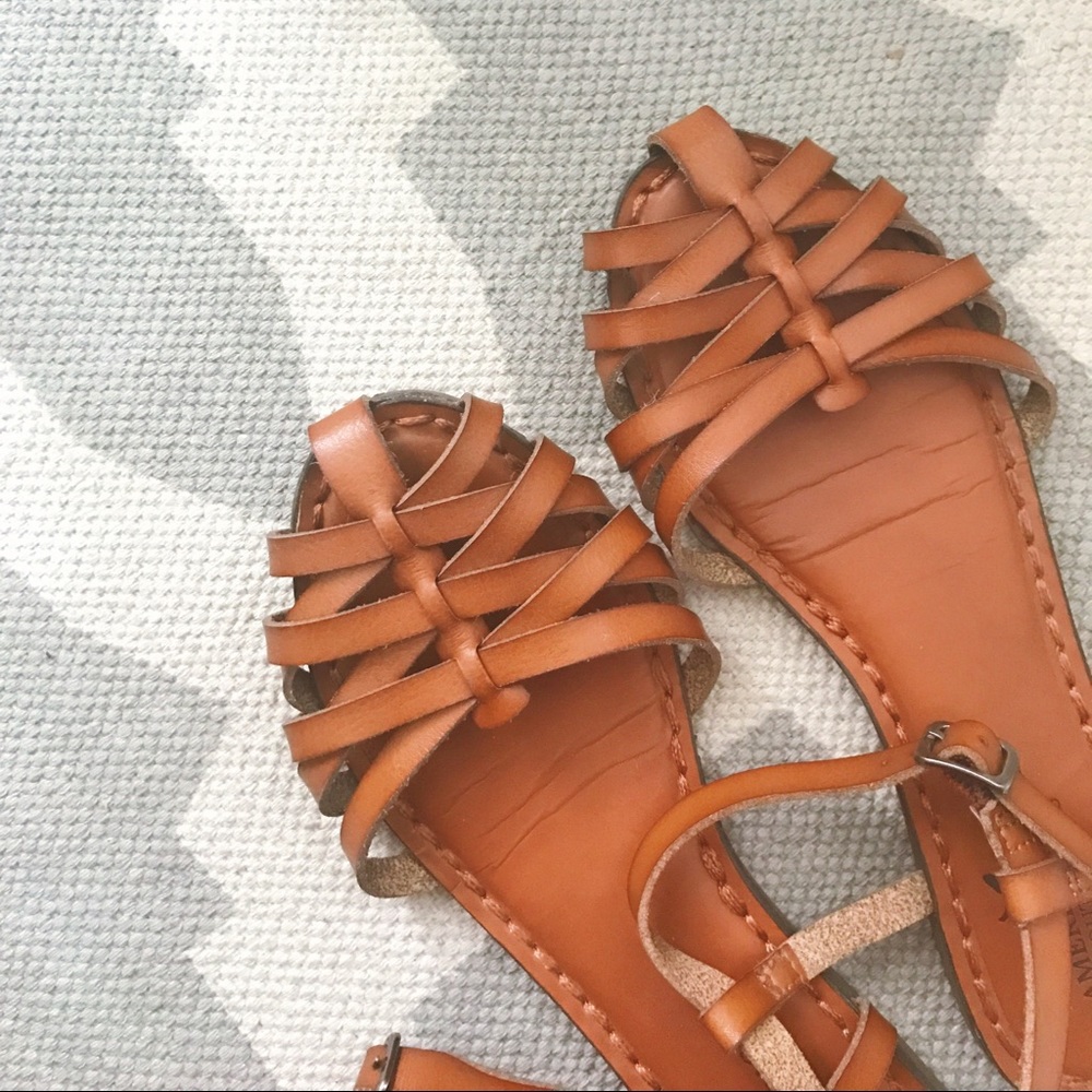 American Eagle Retro Sandal