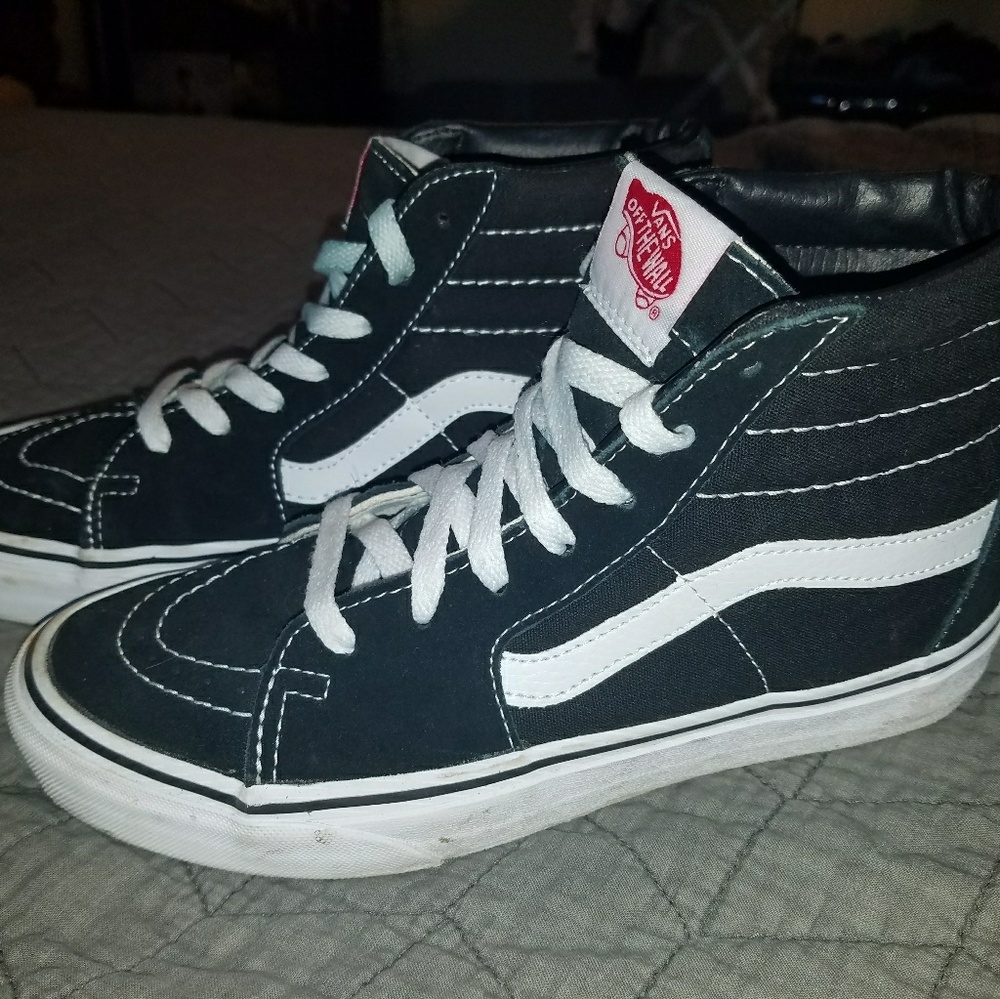 VANS hightop shoes