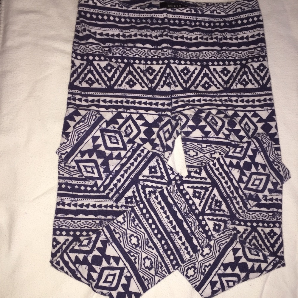 *Sold* Tribal Print Leggings - Size XS
