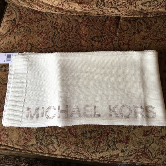 NWT MICHAEL MICHAEL KORS SCARF CREAM - Picture 1 of 3