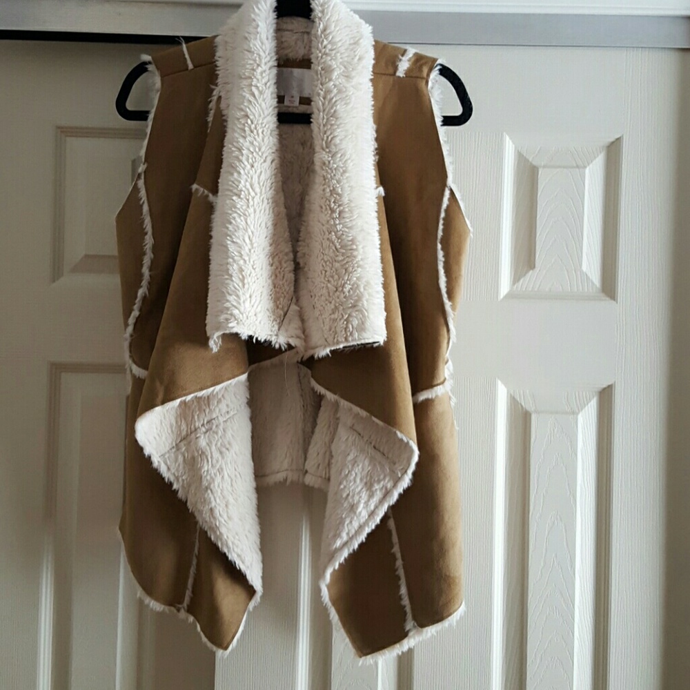 Faux shearling vest-NWT!!