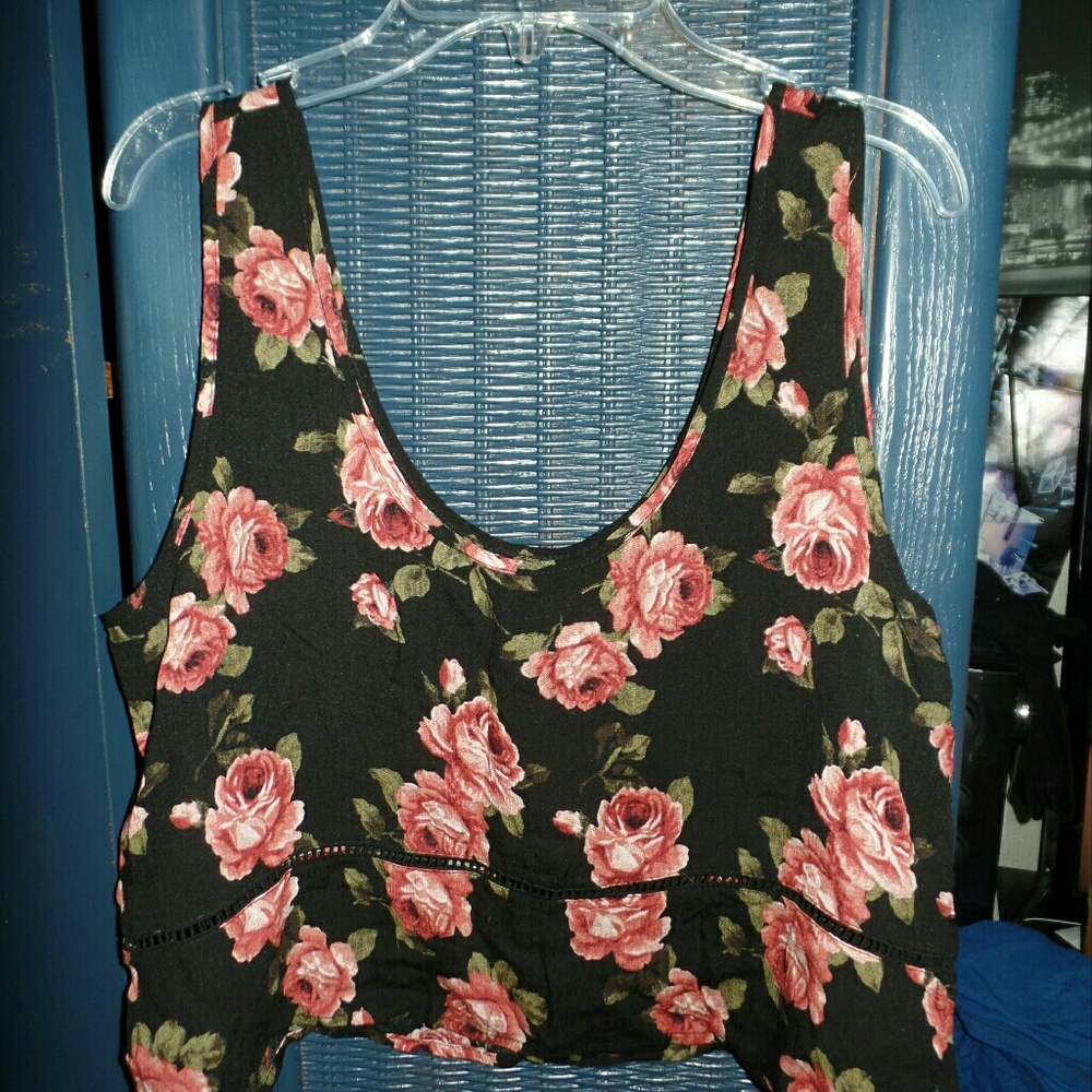 Forever 21 Floral Crop Top