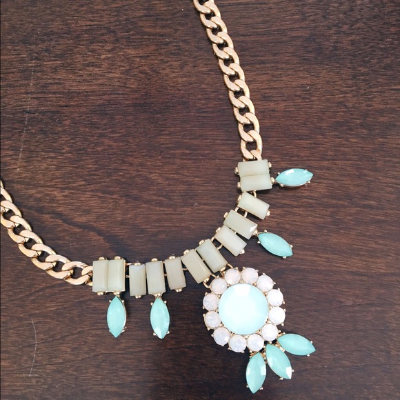 Jewelry - Gold and aqua necklace