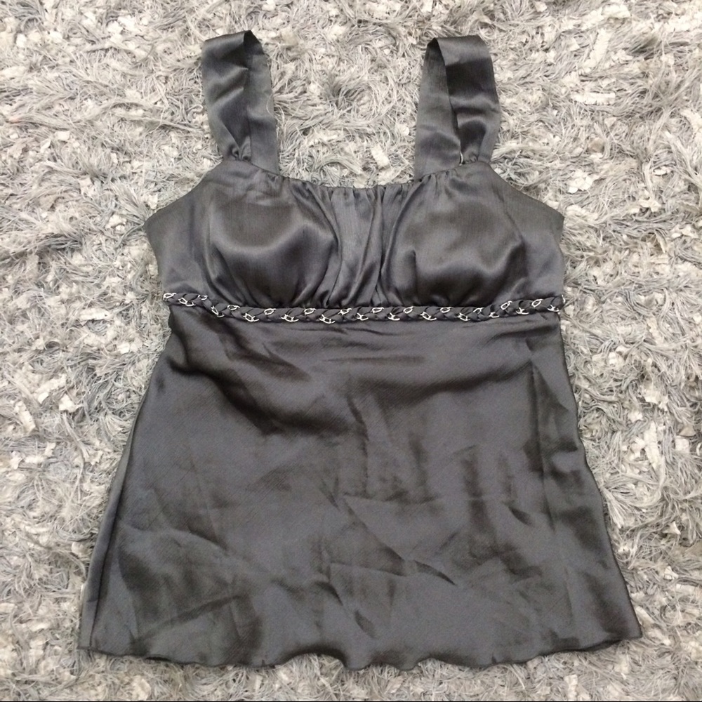 🚫 SOLD 🚫 Beautiful Dressy Top