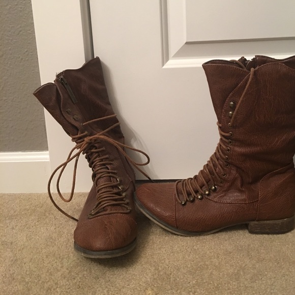 Combat boots - Picture 2 of 2