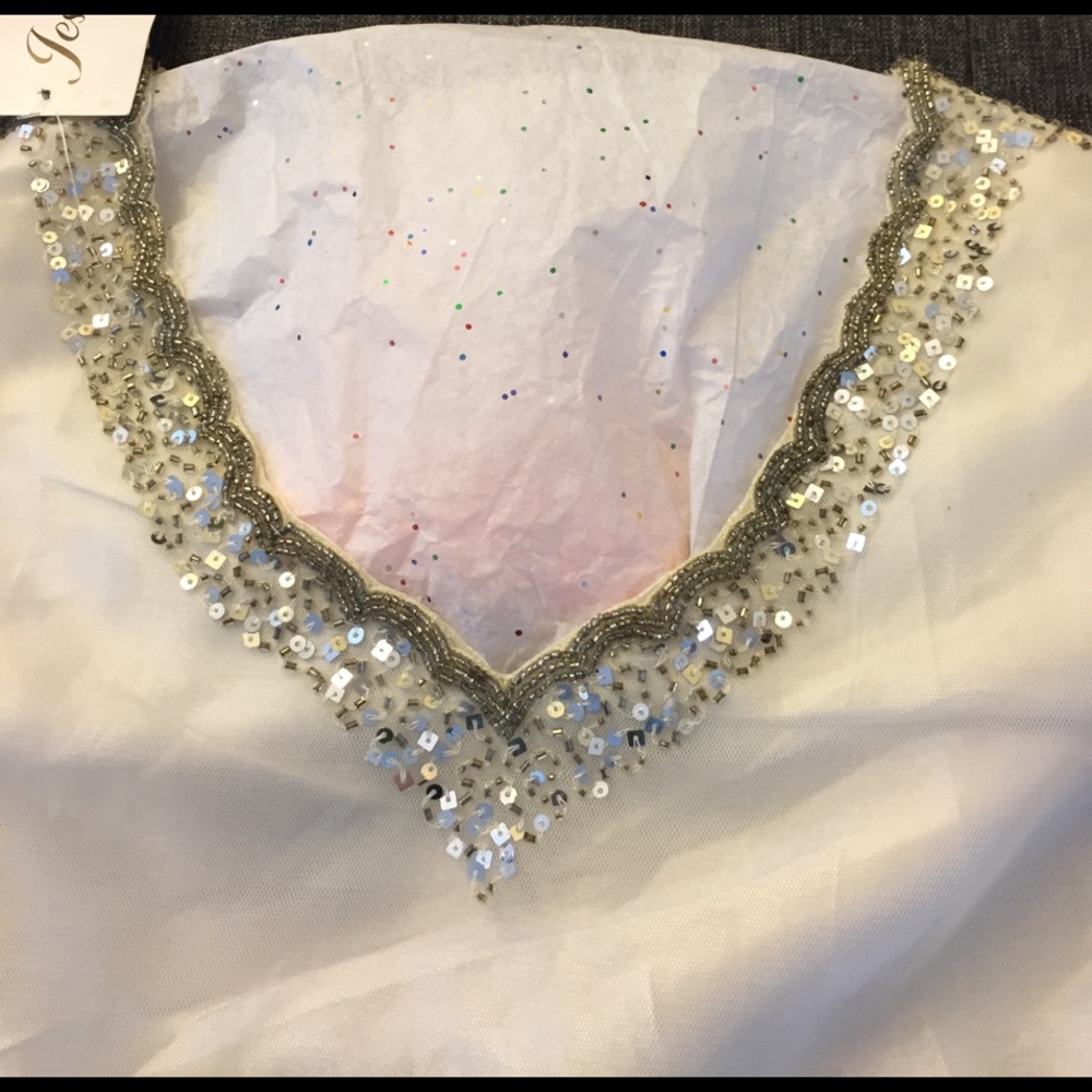 Silk Top - Picture 2 of 6