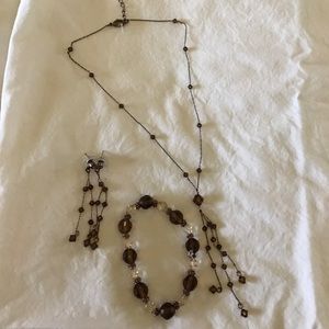 Brown necklace set