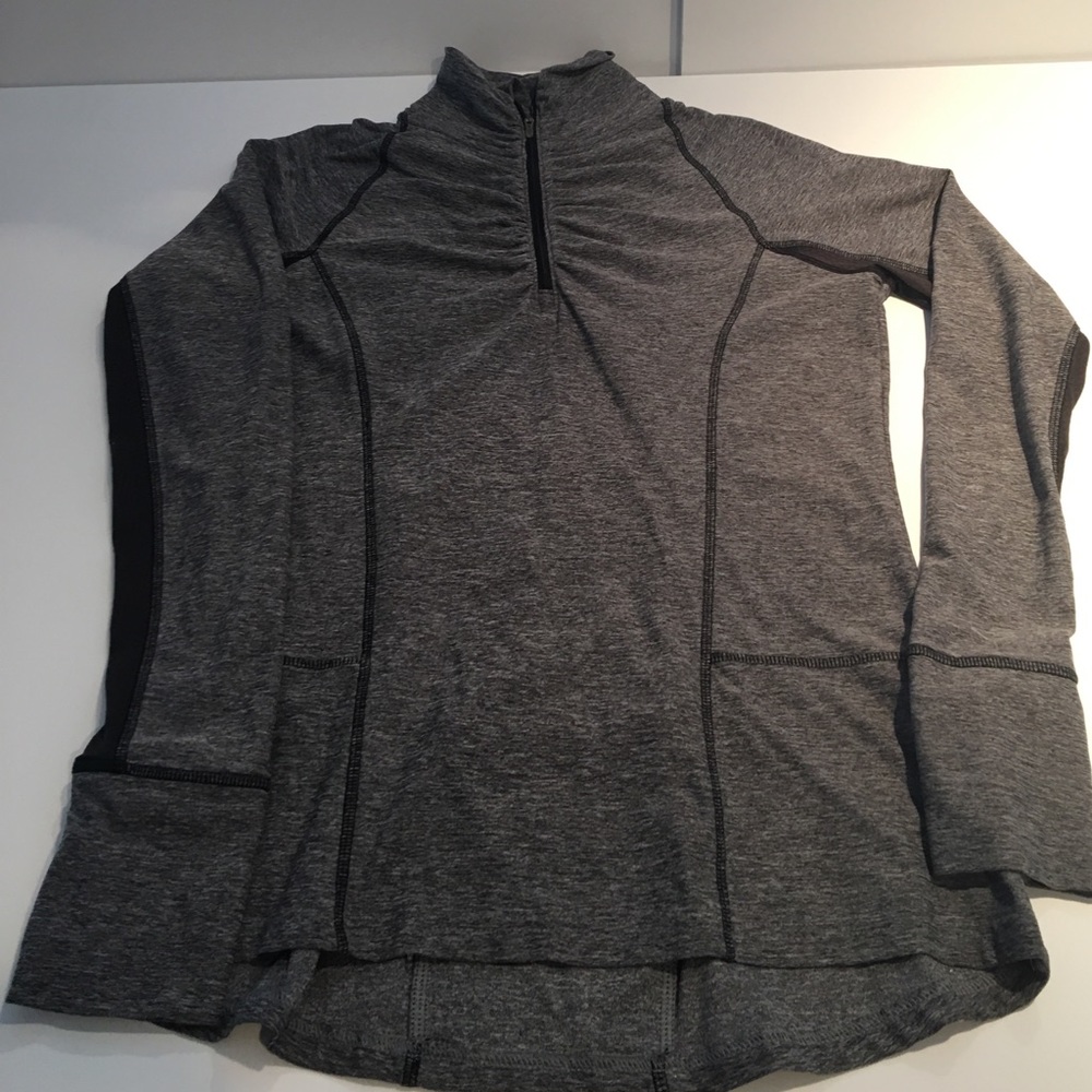 Champions Semi Fitted High Neck 3/4 Zip Top EUC