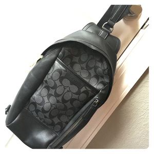 Coach sling bag shoulder bag