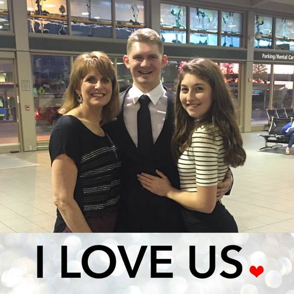 Meet your Posher, Shelly - Picture 1 of 1