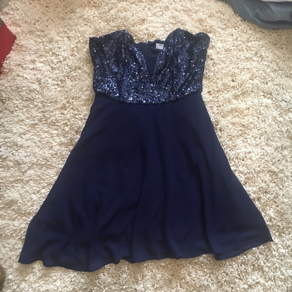 💥final markdown💥 Navy Sequin Dress
