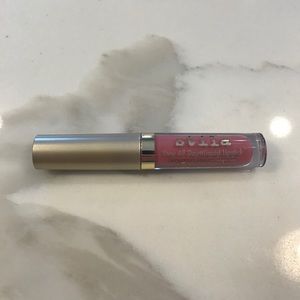 stila stay all day & liquid lipstick