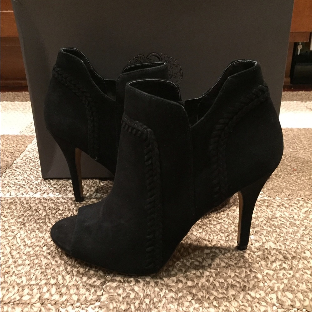 Vince Camuto peep toe shootie braided suede bootie - Picture 4 of 6
