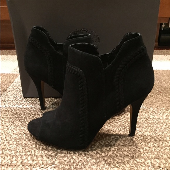 Vince Camuto peep toe shootie braided suede bootie - Picture 4 of 6